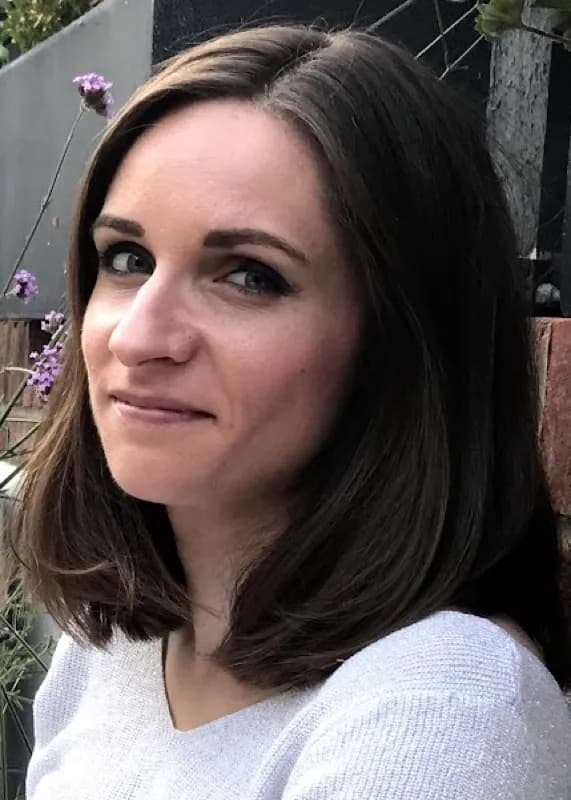Sophie, co-founder of IN7AI and clinical psychologist